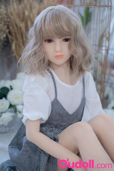 Cute Realistic Flat Chested Mini Sex Doll Yasmin Cm