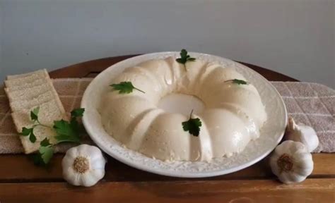 Mousse De Alho Ricota E Maricota