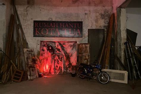 Foto Rumah Hantu Kota Tua Lokasi Jam Buka Dan Harga Tiket Masuk