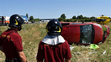 Incidente in A14 tra Forlì e Faenza bimba di 2 anni gravissima