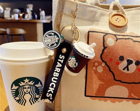 .Starbucks Keychain – The Glitter Cup