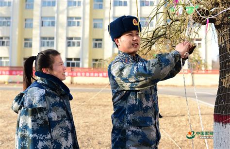 有种团圆在军营：这是我送你的元宵节礼物 中国军网