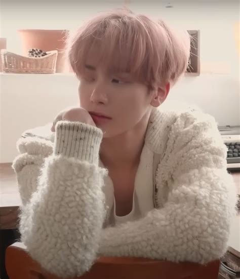 Txt Elle Taehyun Pink Hair Episode Taehyuns Elle Photoshoot