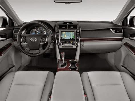 Petsadoptio Desain Interior Dan Fitur Khusus Camry Mobil Hybrid