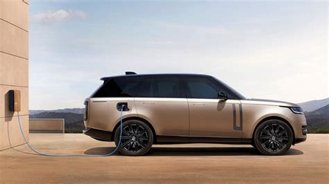 JLR TO INVEST £15 BILLION OVER NEXT FIVE YEARS AS ITS MODERN LUXURY ...