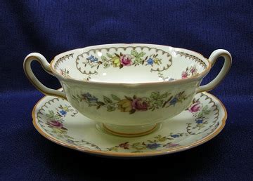 Cream Soup Saucer Set Footed Robert MacNeil S Antiques Eastern