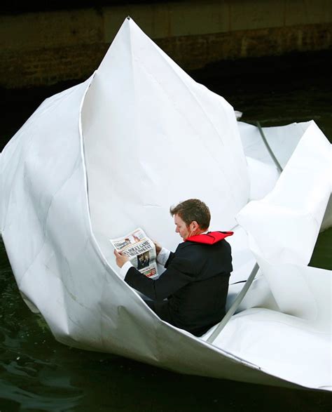 Massive Origami Boat Floats Down The Thames Origami Wonderhowto