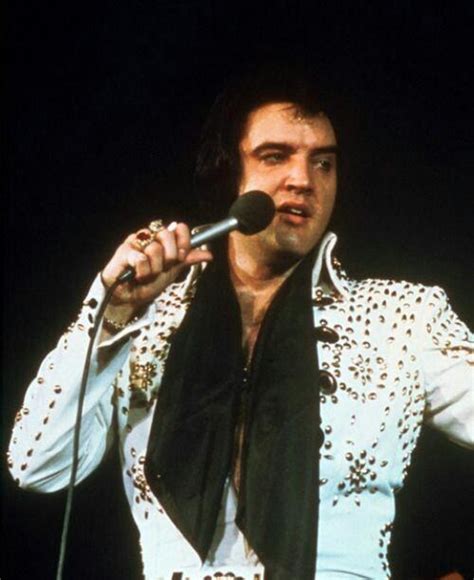 Elvis 70s Elvis In Concert Live Concert Photos Du Rare Photos Elvis Presley Memories Jean