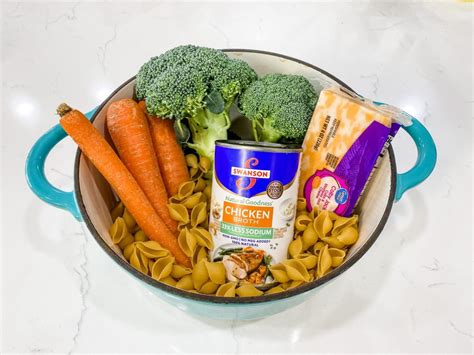 Cheesy Chicken And Broccoli Pasta Julia Pacheco
