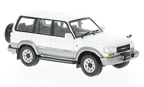 Miniature Toyota Land Cruiser 1 43 First 43 Models LC80 Metallic