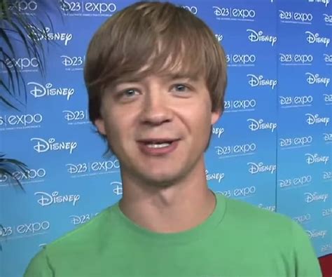 Jason Earles Height