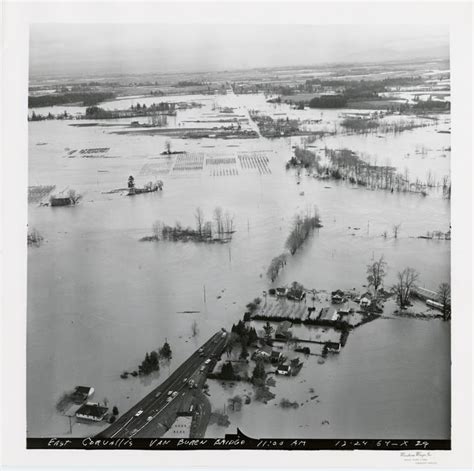 Willamette River Flood Of