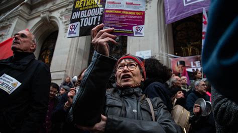 Paris Te G Stericiler Emeklilik Reformuna Kar Soka A Indi Trt Haber