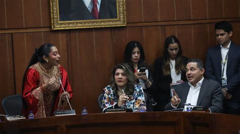 “payaso Usted Machista” Fuerte Agarrón En Medio Del Debate A La Reforma A La Salud En La