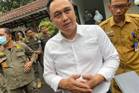 Hari Pertama Menjabat Pj Bupati Lebak Kaget Didemo Mahasiswa