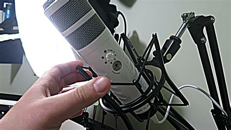 How To Set Up Microphone Using Earphone