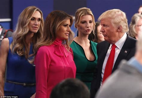 Donald Trump S Wife Melania Dons A Gucci Pussy Bow Blouse For