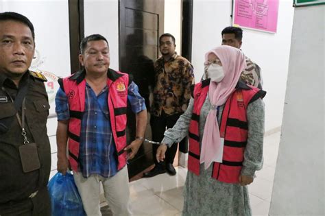 Kejari Tahan Tersangka Korupsi Ppdb Di Man 3 Medan — Waspada