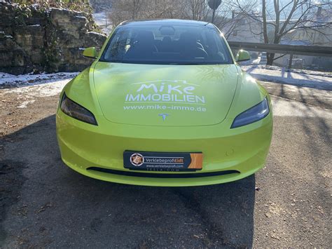 Tesla In Lime Green Verklebeprofi Eidt