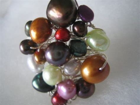 Multi Color Pearl Knit Ring