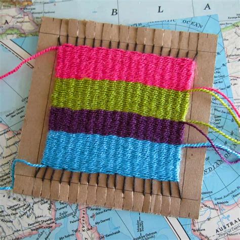 Usher in Colorful Textural Brilliance with these 15 Great Loom Crafts