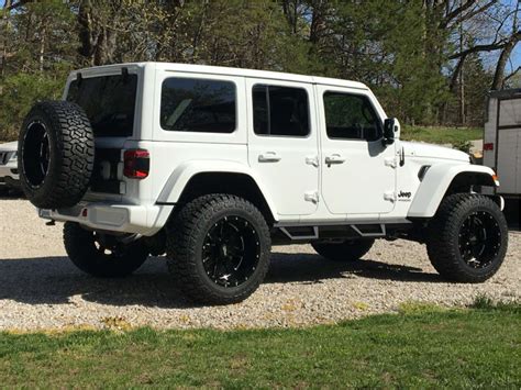 2021 Jeep Wrangler With 20x12 44 Moto Metal MO962 And 35 12 5R20 Fury