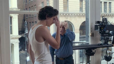 Timothée Chalamet e Martin Scorsese le foto dietro le quinte della