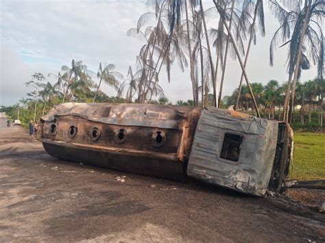 Caminh O Tanque Explode E Motorista Morre Carbonizado Em Acidente Na Br