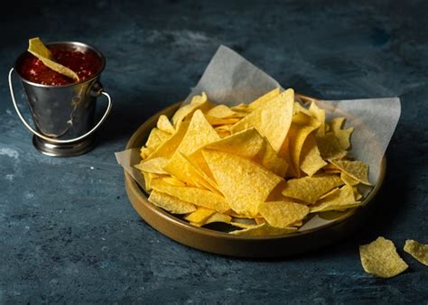 Nachos Mexicanos Con Salsa De Tomate Ketchup Concepto De Comida