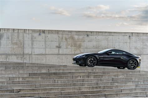 19 Aston Martin Vantage Onyx Black 04200 The Car Magazine