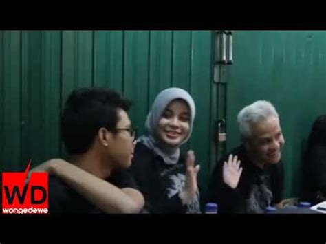 Ganjar Dadi Negoro Berkah Joged Bareng Bu Atiqoh Youtube