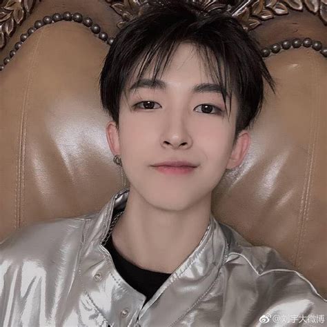 Điểm mặt những anh chàng siêu hot trong cộng đồng TikTok Trung Quốc