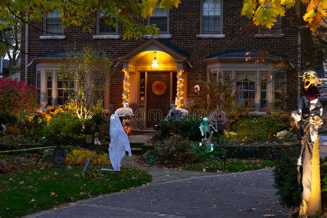 Halloween Decorated House In Toronto Editorial Photo Image Of Holiday