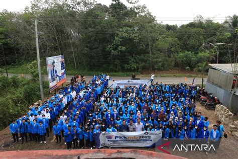 Ratusan Mahasiswa Baru Its Mandiri Ikuti Pengenalan Kampus Antara