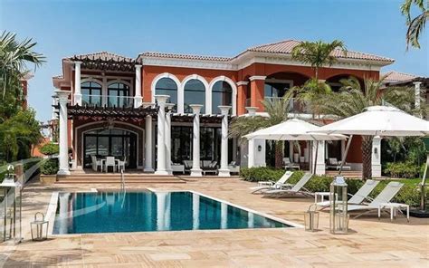 Top 5 Luxury Villas For Sale In Palm Jumeirah November 2022