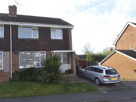 3 Bed Semi Detached House To Rent In Wychwood Close Bishops Tachbrook