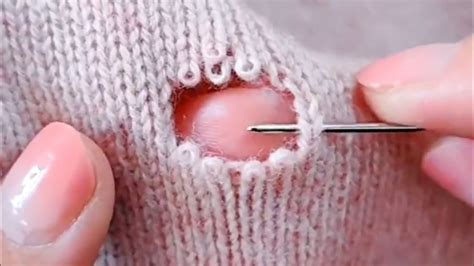 How To Easily Repair Holes In Knitted Sweaters At Home Yourself Without