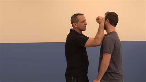 Self-Defense Training with a Kubotan | Curious.com