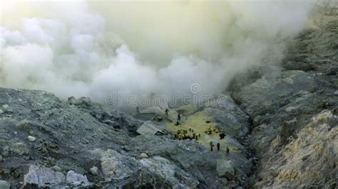 Sulfur Extraction Kawah Ijen Volcano Java Island Indonesia Stock