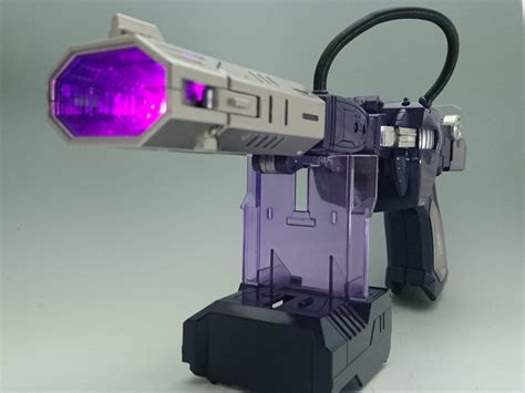 Images of Bonus Megatron Gun for Hasbro Asia Masterpiece Shockwave ...