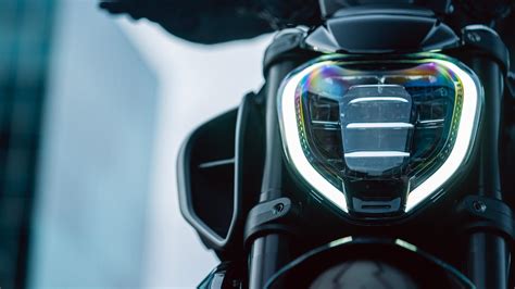 Ducati Diavel V Price Specs Mileage Colours Photos And Reviews