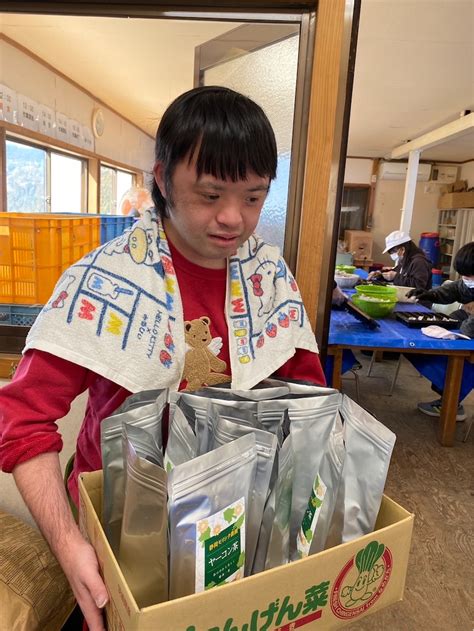 ヤーコン茶袋詰め🍵そしてしいたけが猿に やまっこの家活動日記