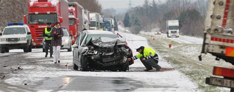 Jaký je správný postup při dopravní nehodě FORMULÁŘ PRO POJIŠŤOVNU TN cz