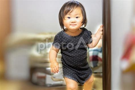 笑顔でこちらを見つめる子供 フリー素材無料素材写真イメージ No 3539104｜写真素材なら「写真ac」無料（フリー）ダウンロードok