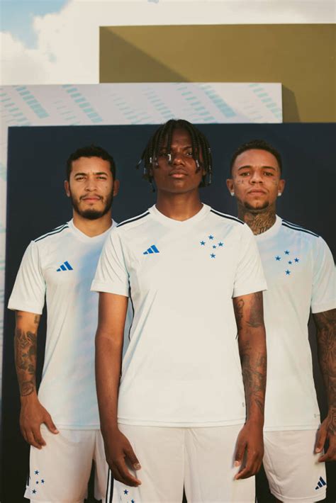 Confira Fotos Do Novo Uniforme Ii Do Cruzeiro Gazeta Esportiva