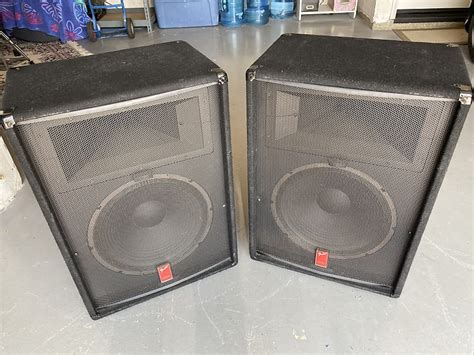 Two Fender 1211 MK II 150w Passive 15 PA Speakers Black Reverb