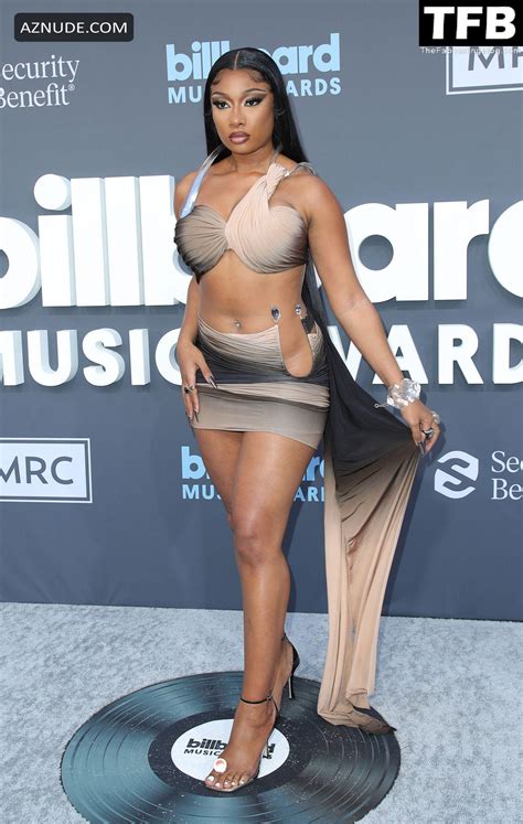 Megan Thee Stallion Sexy Seen Flaunting Her Hot Legs At The Billboard Music Awards In Las Vegas