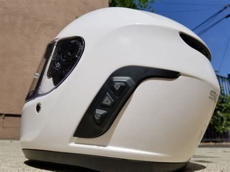 Mo Tested Sena Momentum Helmet