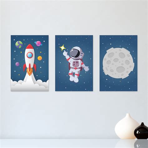 Kit 3 Quadros Decorativos Infantil Quarto Menino Bebe Astronauta