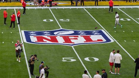 How Many Nfl Stadiums Have Real Grass A Complete Guide Lawnhelpful